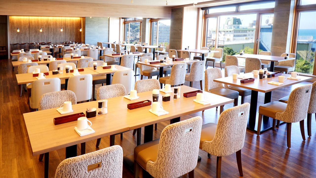Nanki-Shirahama Marriott Hotel Exterior foto Interior of a restaurant